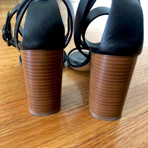 Vince. Black Leather and Wood Stacked Heels - Picture 4 of 5